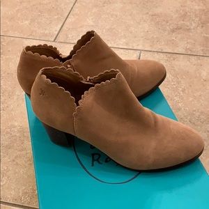 EUC Jack Rogers Suede Tan Bootie 8